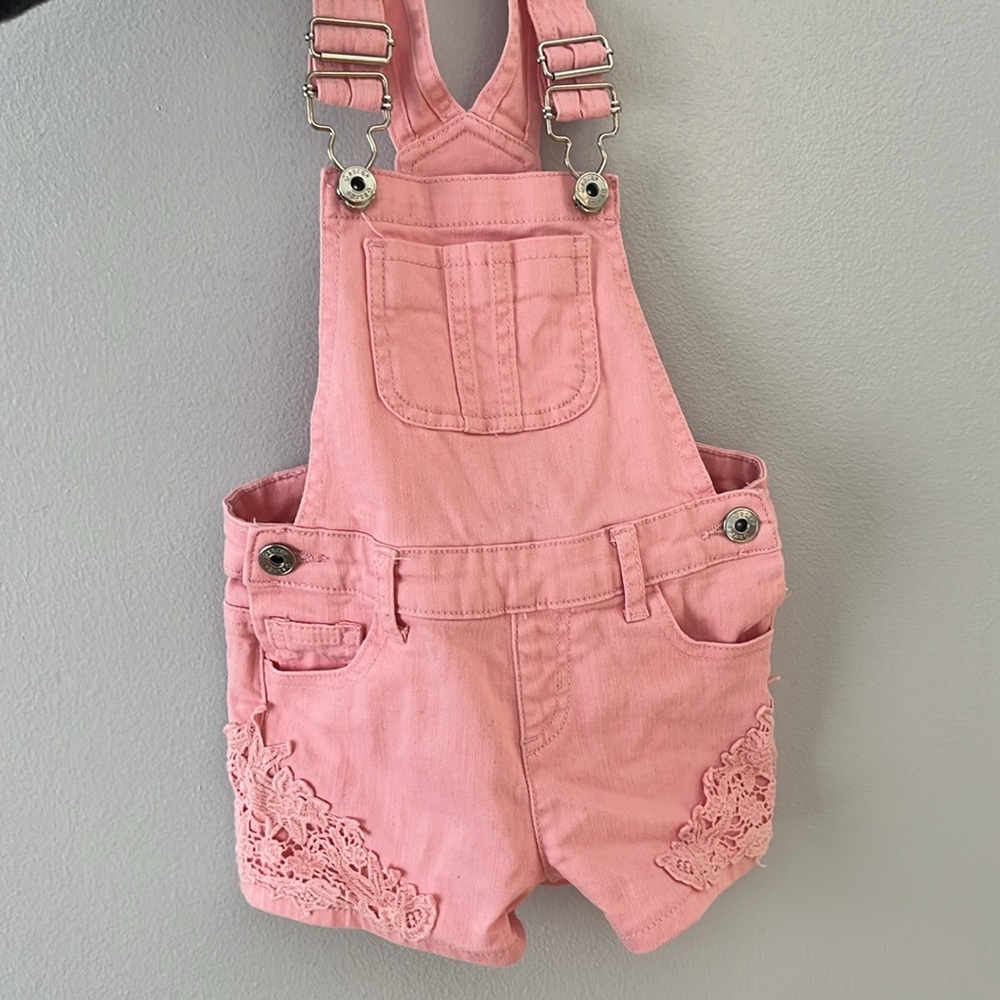 Overall shorts
